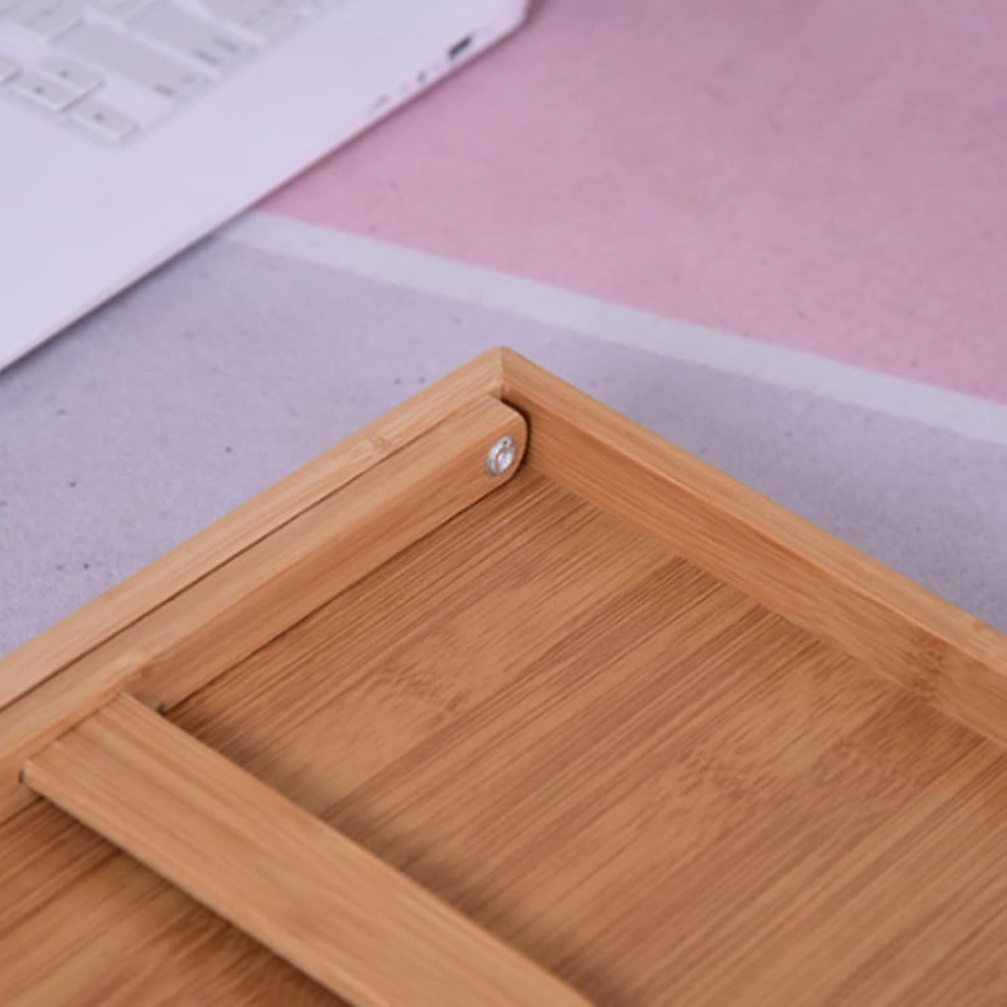 Plateau en bois de bambou tesly avec pieds pliables