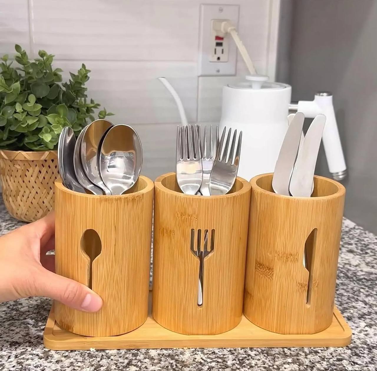 Organiseur d'ustensiles de cuisine Tesly en bambou poli