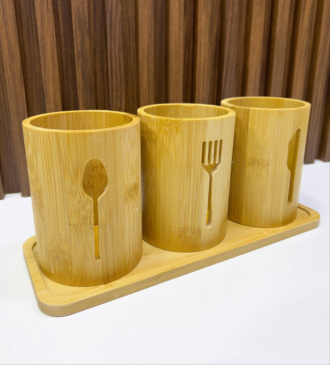 Organiseur d'ustensiles de cuisine Tesly en bambou poli